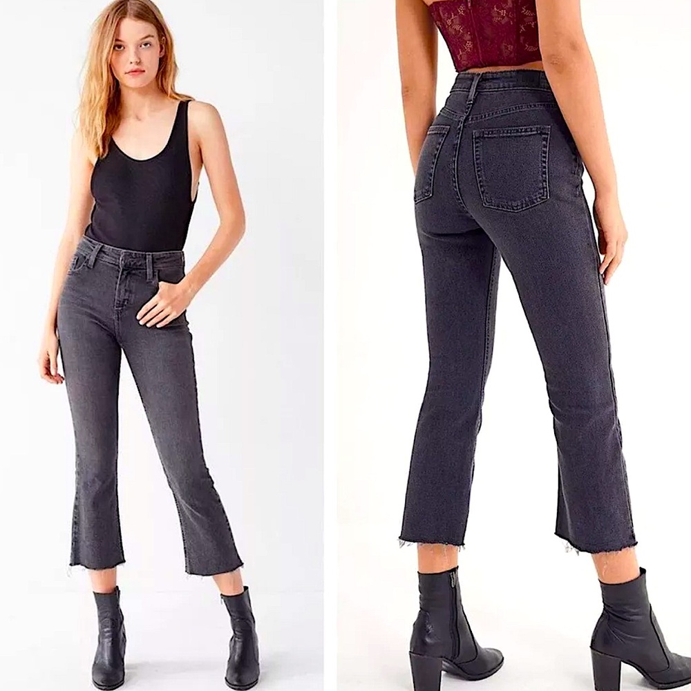 URBAN OUTFITTERS BDG KICK-FLARE CROP DENIM JEANS, SIZE US 27, GREY